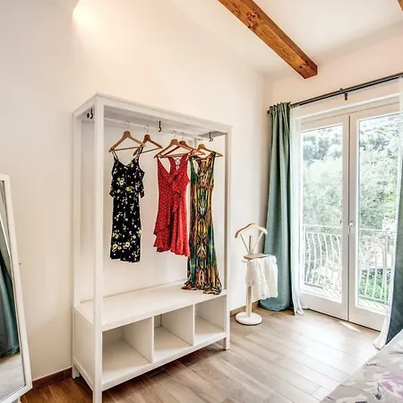 Chez Carme' Апартаменти Сорренто